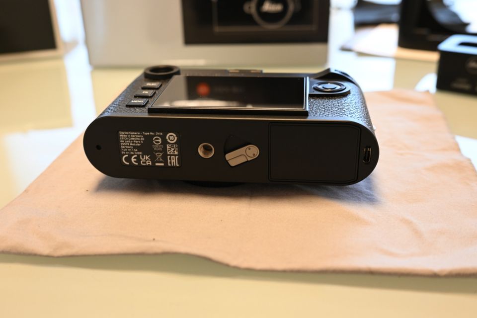 Leica M 11 black (20200) Condition like new!