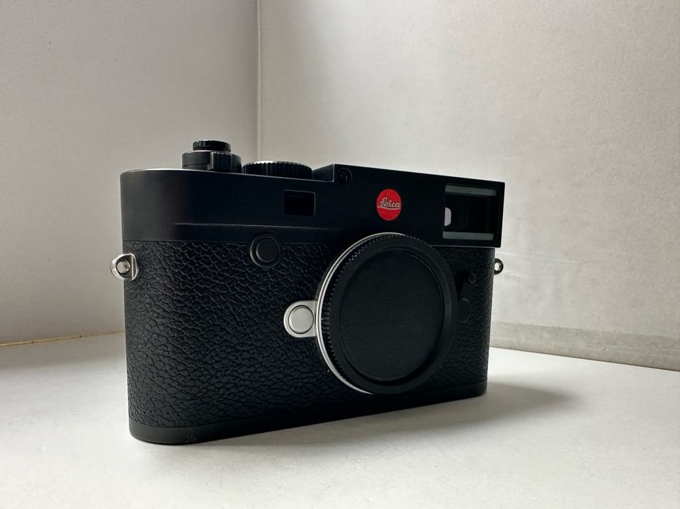 Leica M10 black including original packaging