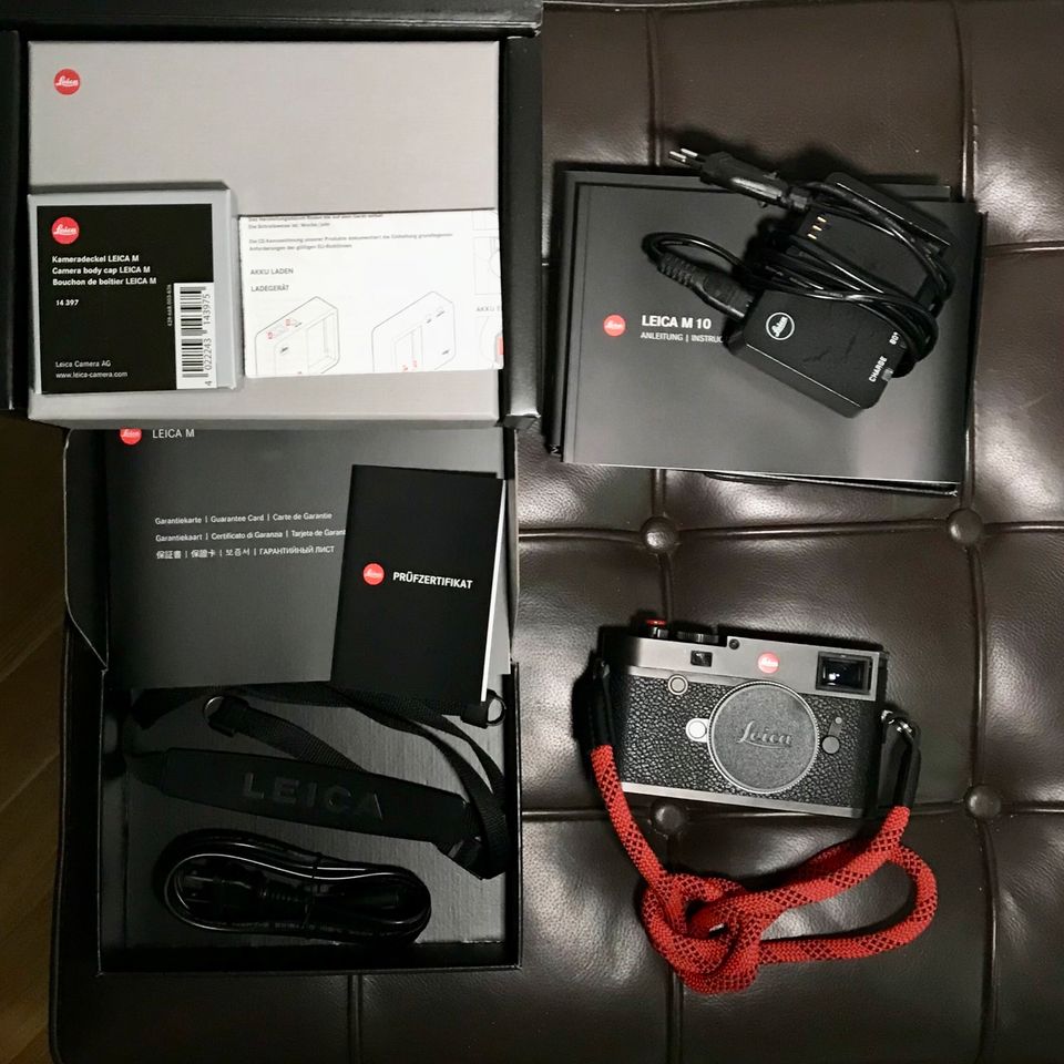 Leica M10 Black + Accessories