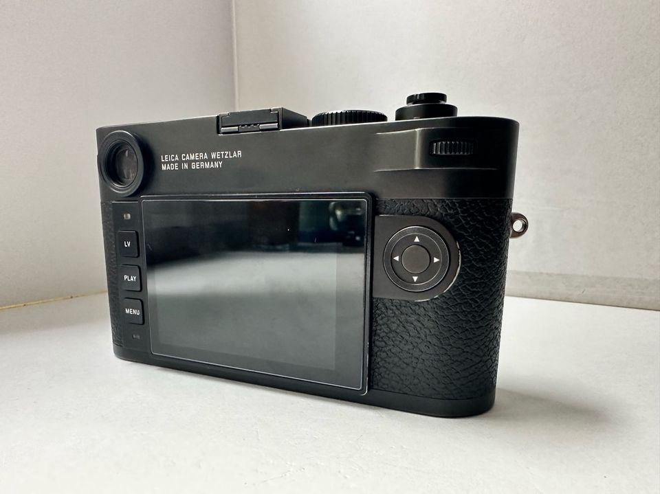 Leica M10 black including original packaging