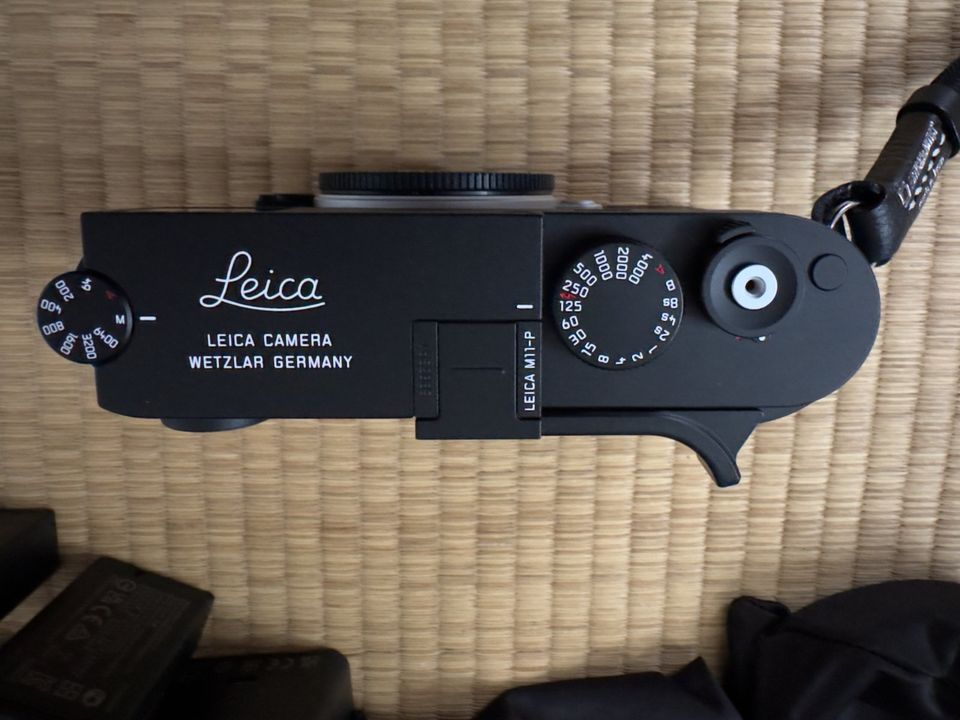 Leica M11-P about 4000 releases, lots of accessories, from February 5th, 2024