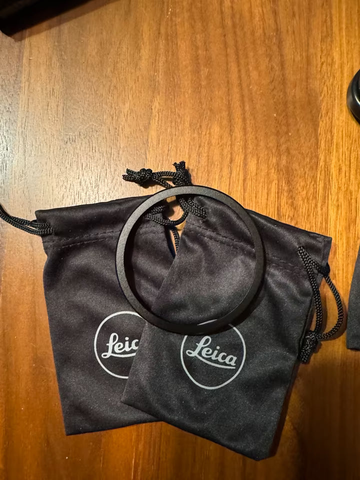 Leica Q3 including original accessories & packaging